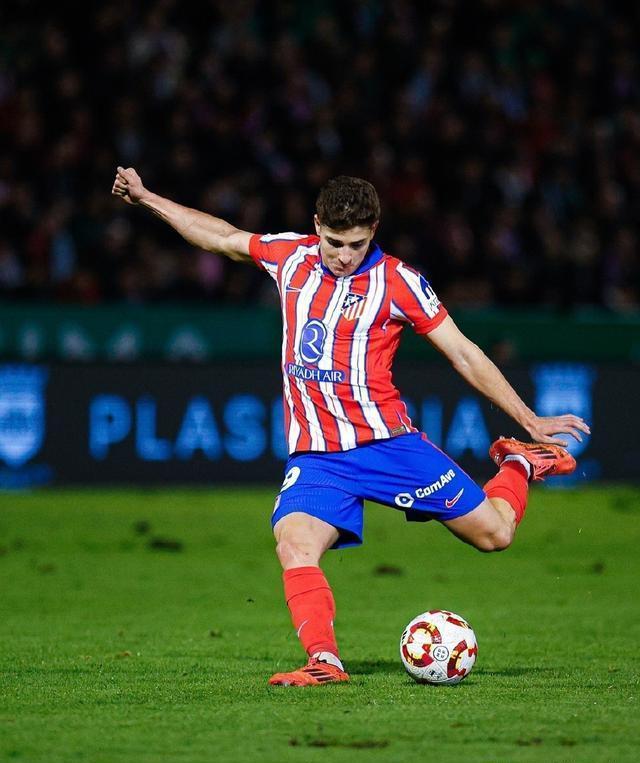 包含AC米兰战平巴黎圣日耳曼，格列兹曼乌龙送礼亚洲杯的词条