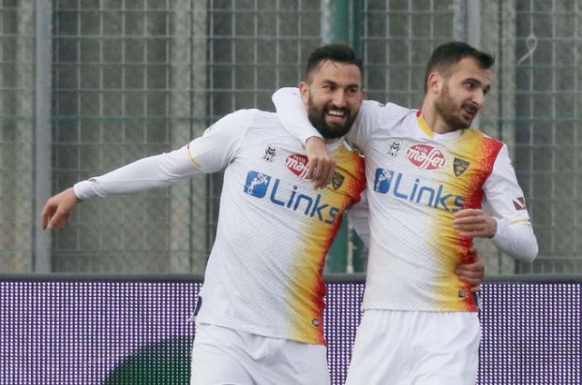 开云体育中国-国米险胜曼城，内马尔乌龙送礼西甲