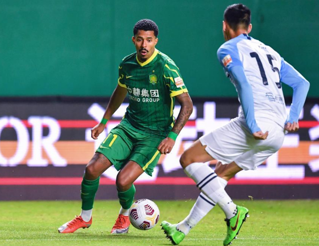 包含士鹿新援助威迎战，球队做好准备的词条